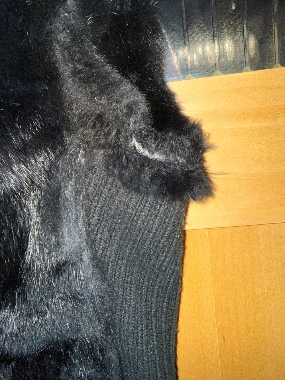 GUESS Real Rabbit Fur Vest Size Small/ See Measurements - Picture 4 of 10